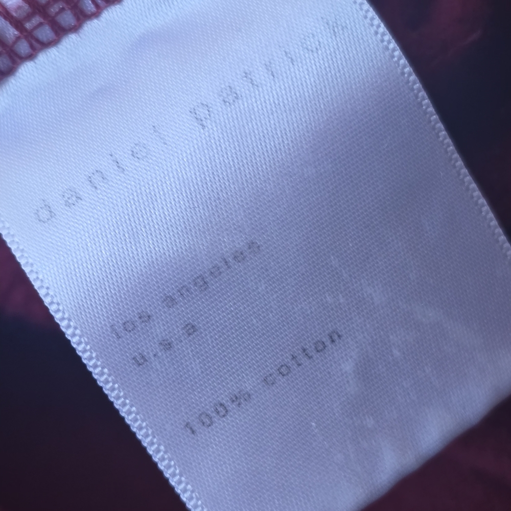 Elegant Burgundy Women's Sweatshirt - Picture 7 of 7